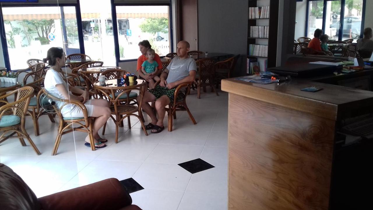 Moka Evia Island 호텔 Akhladherí 외부 사진